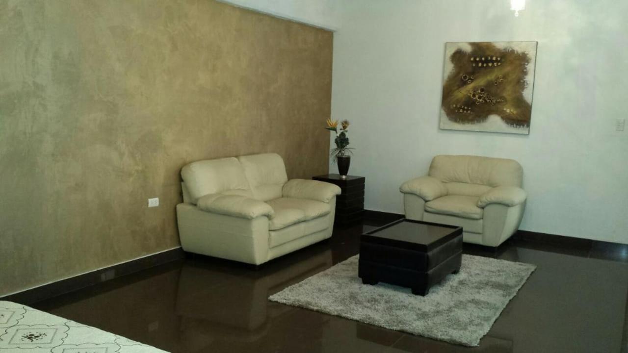 Premier Hotel Suites Ciudad Obregón Exterior foto